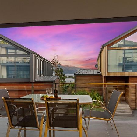 Stunning 2 Bedroom Apartment With Balcony! Queenstown Exterior foto