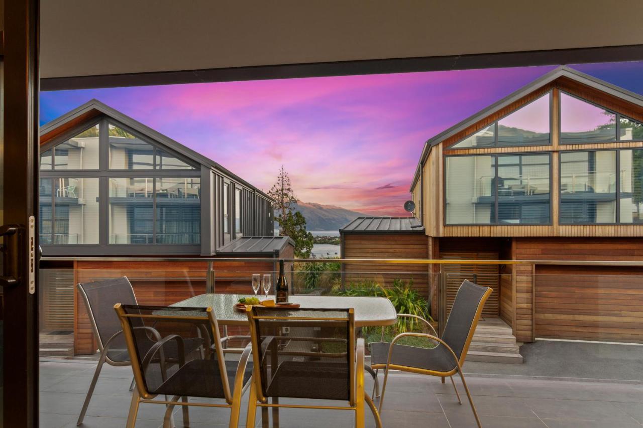 Stunning 2 Bedroom Apartment With Balcony! Queenstown Exterior foto