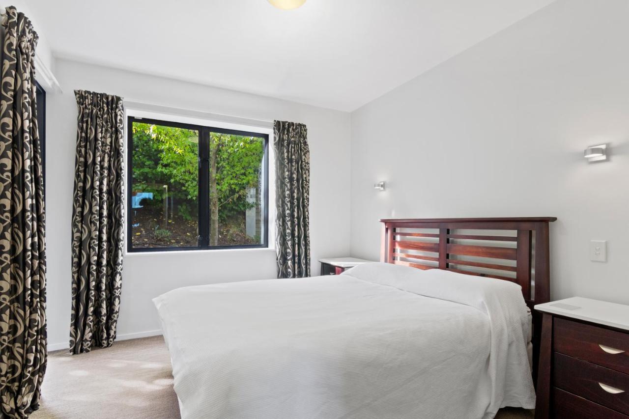 Stunning 2 Bedroom Apartment With Balcony! Queenstown Exterior foto