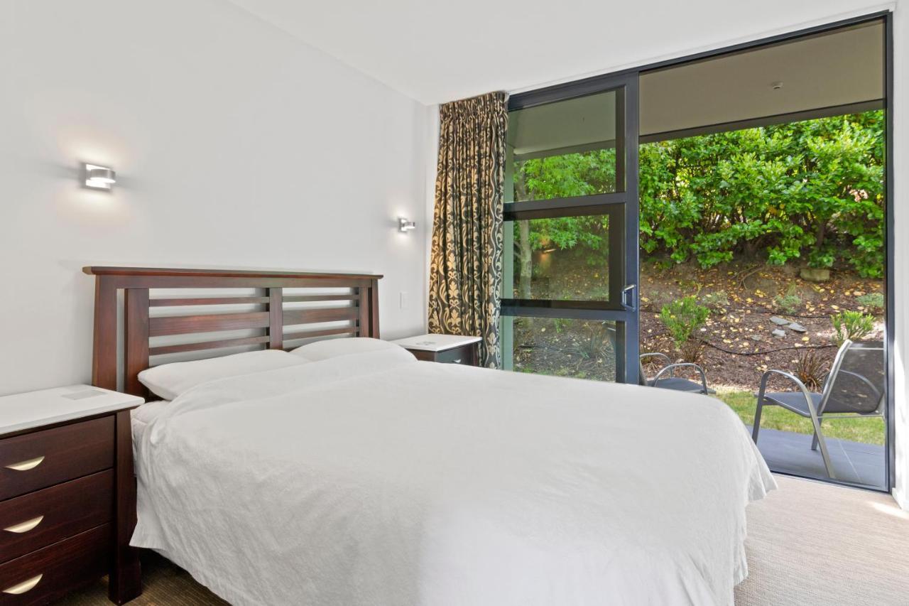 Stunning 2 Bedroom Apartment With Balcony! Queenstown Exterior foto