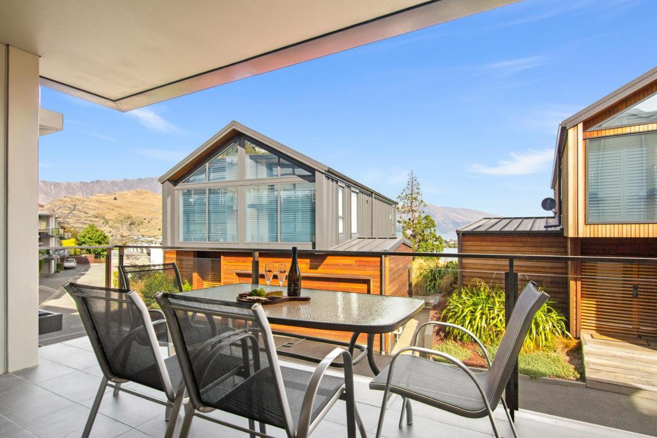 Stunning 2 Bedroom Apartment With Balcony! Queenstown Exterior foto